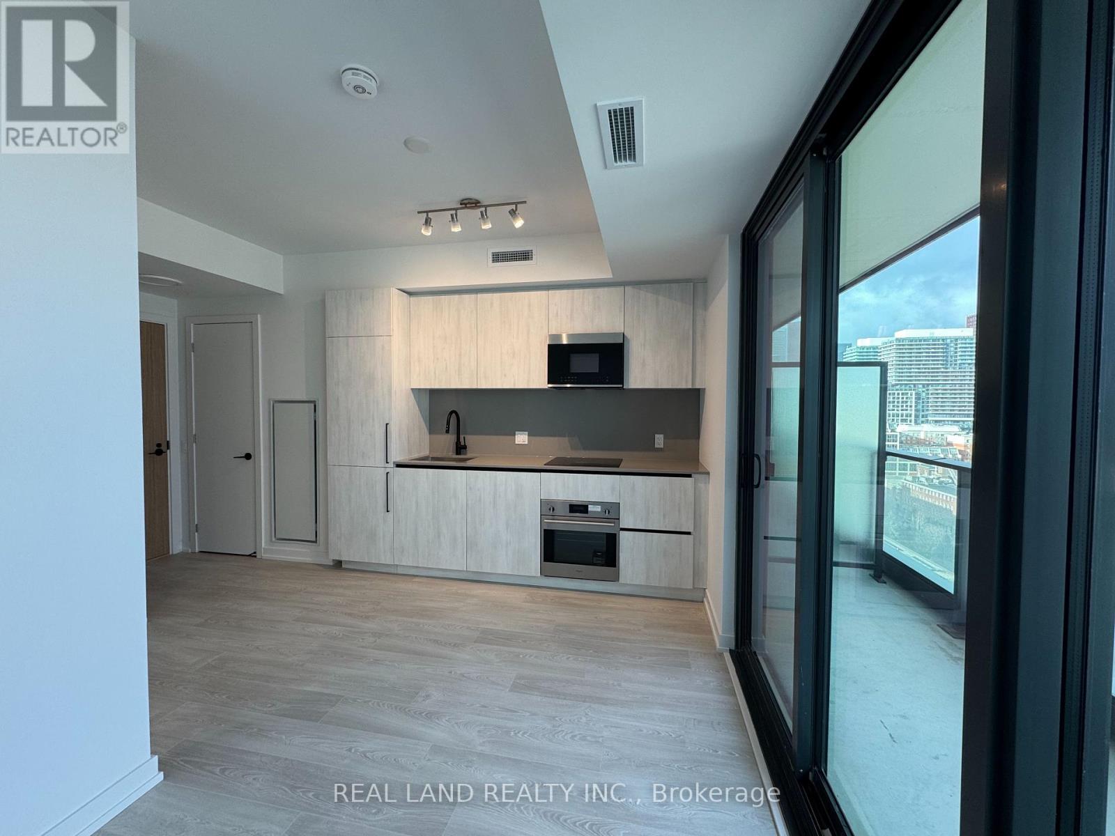 1510 - 35 Parliament Street, Toronto, Ontario  M5A 2Y2 - Photo 2 - C12587524