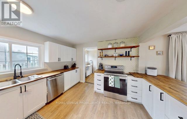 32 Mcnichol Avenue, Quinte West, Ontario  K8V 2R6 - Photo 8 - X12586332