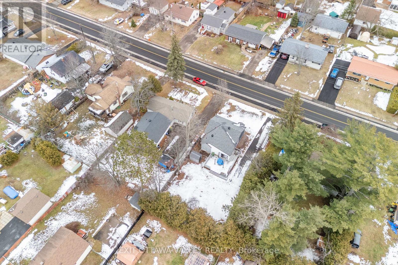 79 Doran Street, Petawawa, Ontario  K8H 1R3 - Photo 10 - X12586102