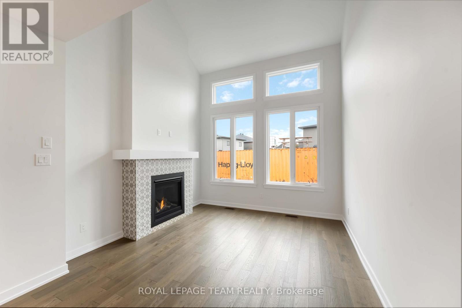 91 Gartersnake Way, Ottawa, Ontario  K1X 0J6 - Photo 10 - X12587556