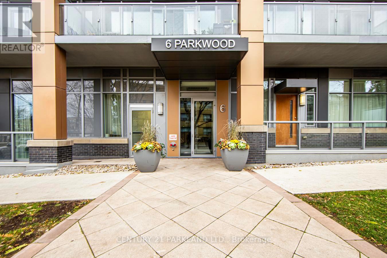 312 - 6 Parkwood Avenue, Toronto, Ontario  M4V 2W8 - Photo 2 - C12583872