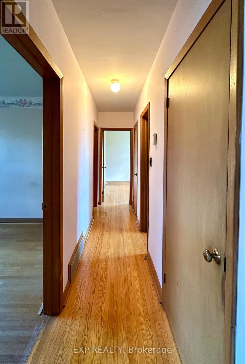 69 Edgar Avenue, Richmond Hill, Ontario  L4C 6K2 - Photo 10 - N12532372