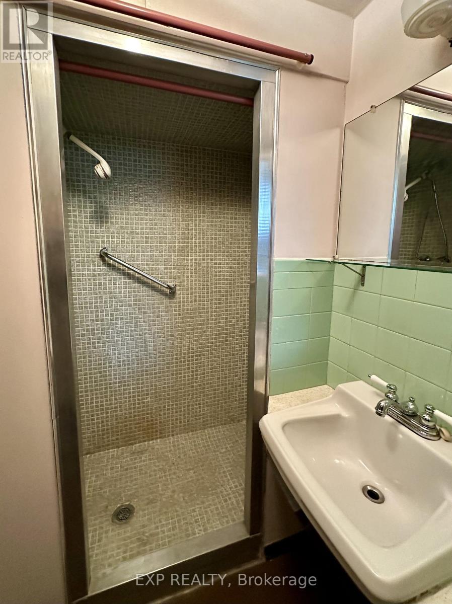 69 Edgar Avenue, Richmond Hill, Ontario  L4C 6K2 - Photo 21 - N12532372