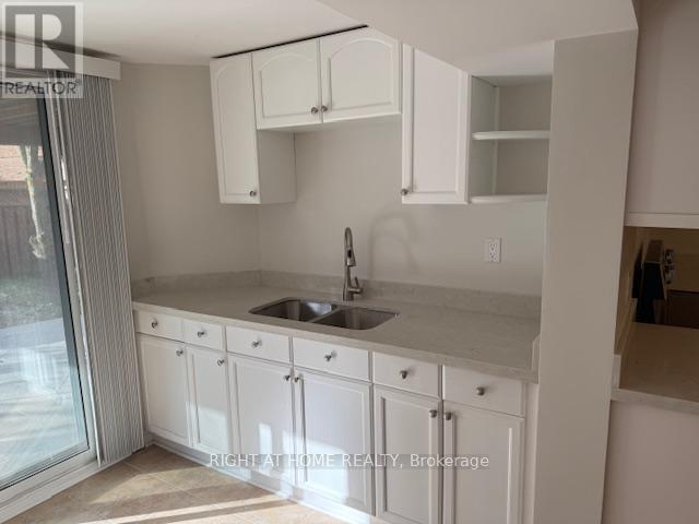 Basement - 5322 Lismic Boulevard, Mississauga (East Credit), Ontario  L5V 1P5 - Photo 25 - W12550094