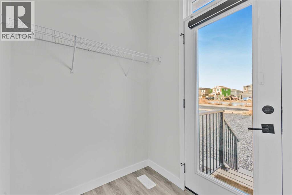 33 Belmont Drive Sw, Calgary, Alberta  T2X 4Z6 - Photo 42 - A2264027