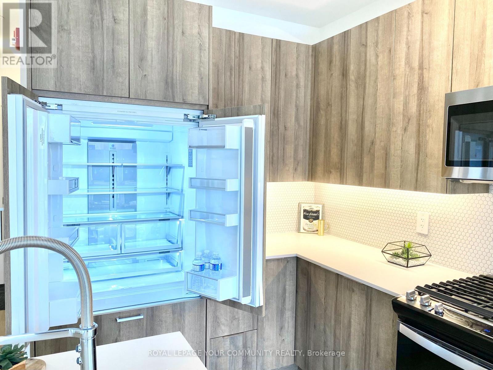 401 - 495 Logan Avenue, Toronto, Ontario  M4K 0A5 - Photo 8 - E12587532