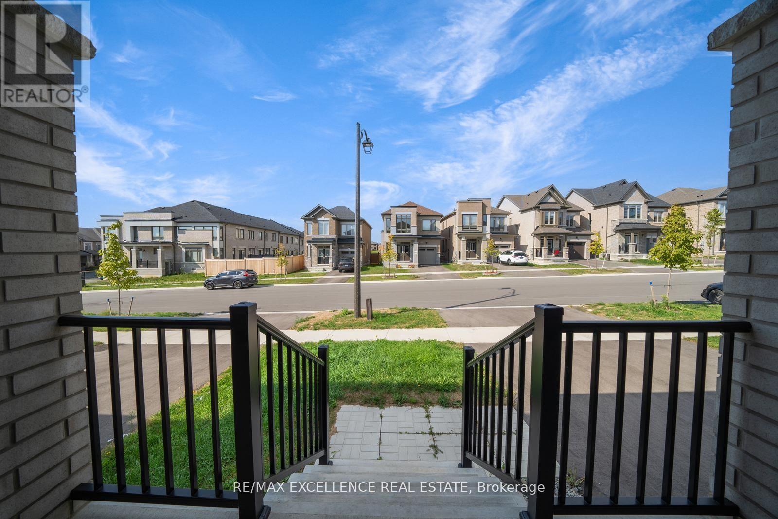 2085 Coppermine Street, Oshawa, Ontario  L1L 0T2 - Photo 3 - E12587540