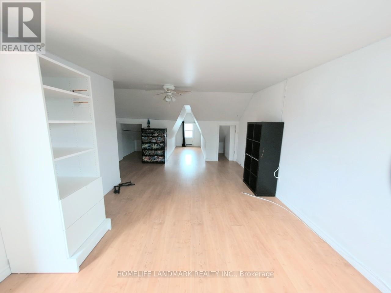 2nd&3rd - 26 Lippincott Street, Toronto (Kensington-Chinatown), Ontario  M5S 2P2 - Photo 11 - C12505488