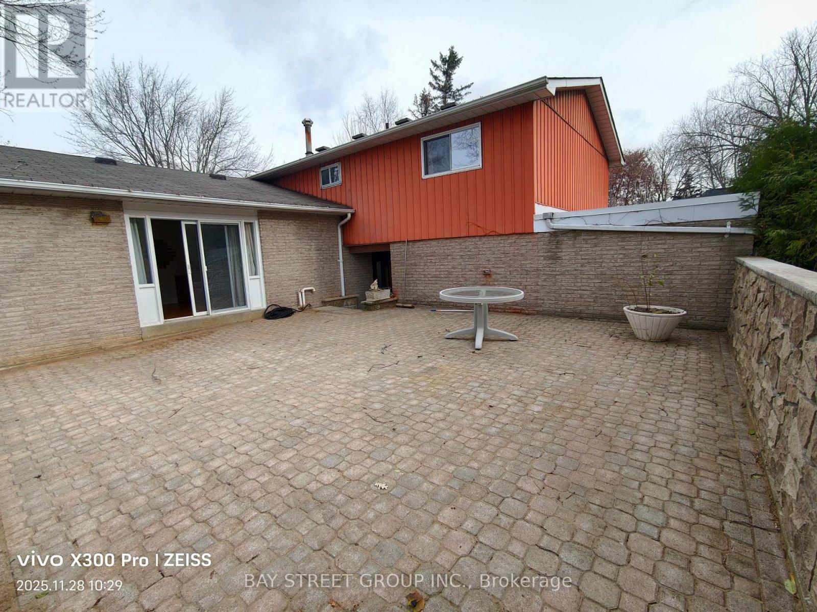 14 Jeremy Drive, Markham, Ontario  L3R 2K6 - Photo 11 - N12587538