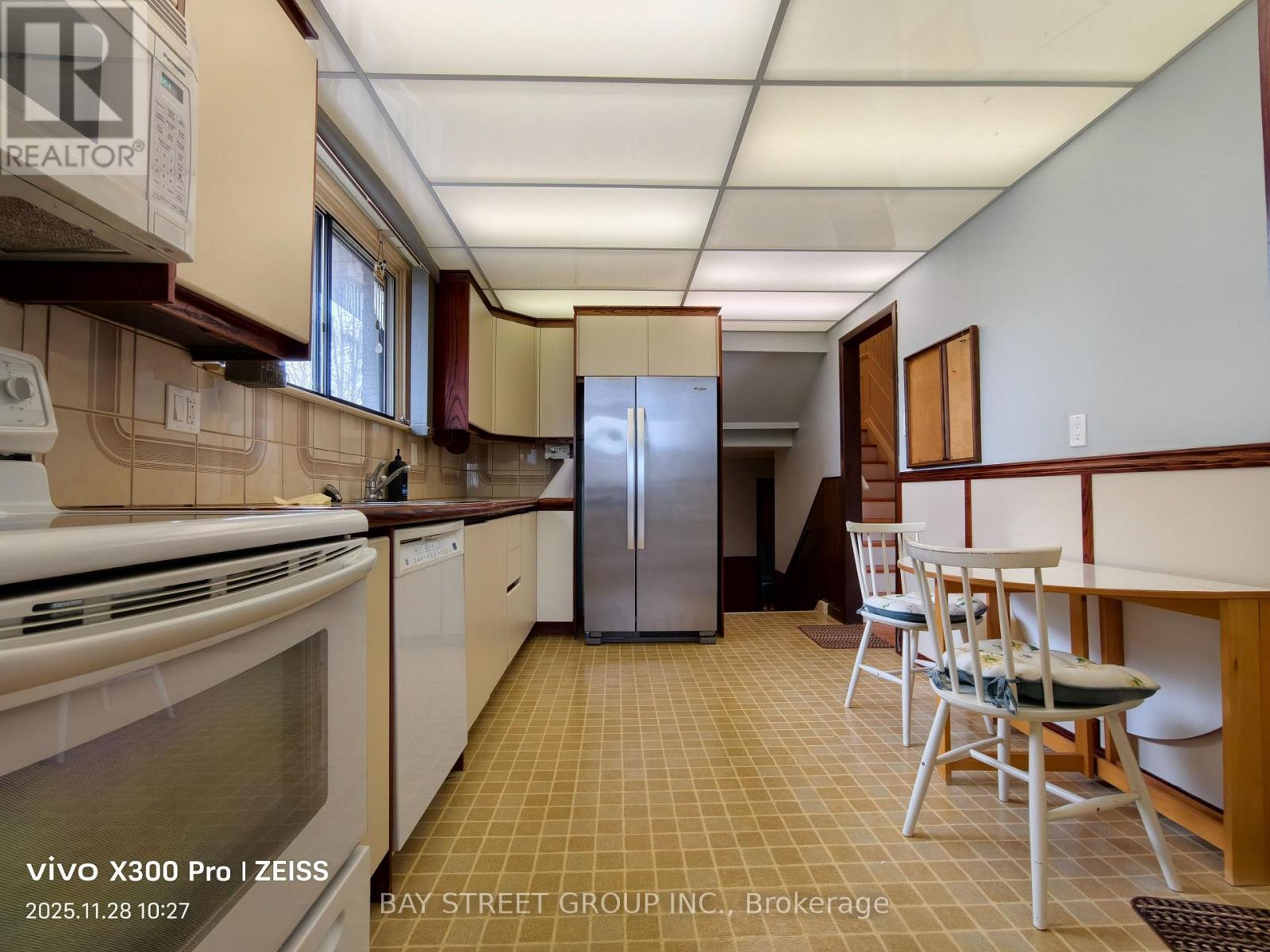 14 Jeremy Drive, Markham, Ontario  L3R 2K6 - Photo 6 - N12587538