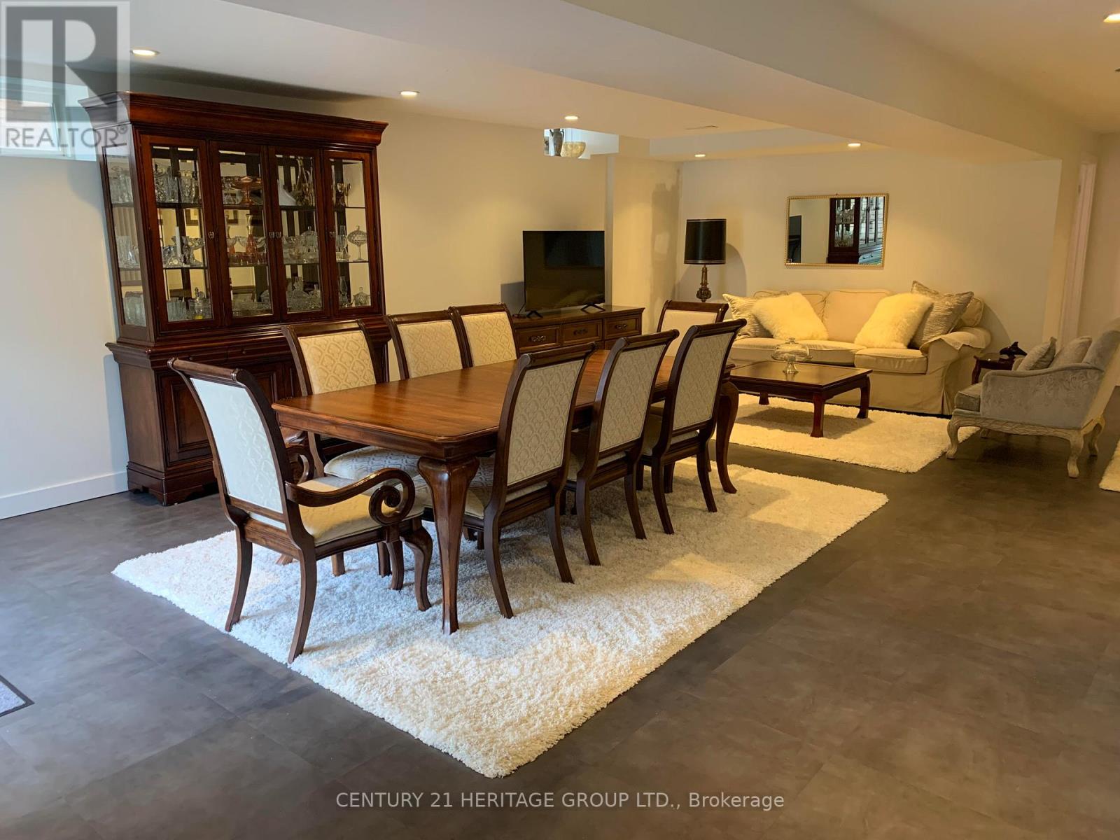 Lower - 337 Carruthers Avenue, Newmarket, Ontario  L3X 2B7 - Photo 8 - N12587554