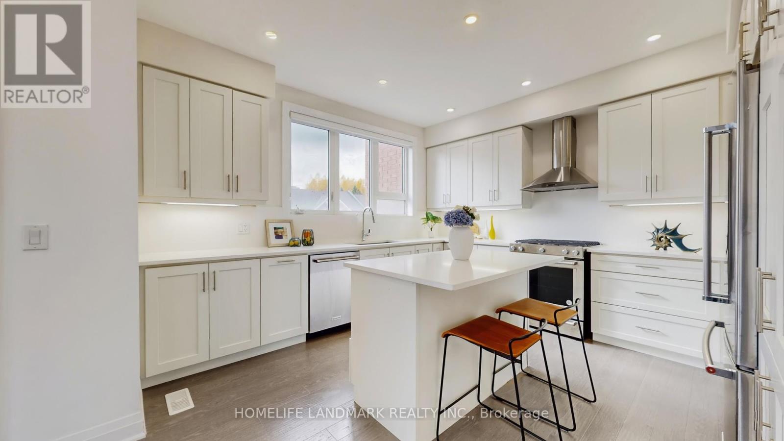 393 William Graham Drive, Aurora, Ontario  L4G 0Z9 - Photo 17 - N12587564