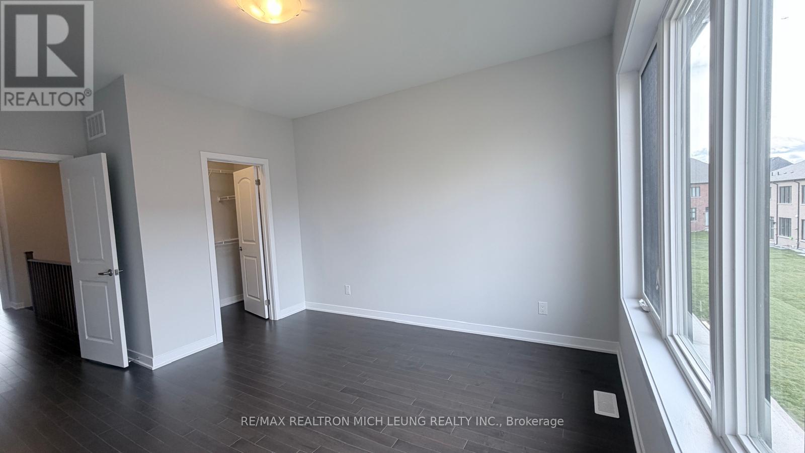 16 Harvey Bunker Crescent, Markham, Ontario  L6C 3M7 - Photo 11 - N12587590