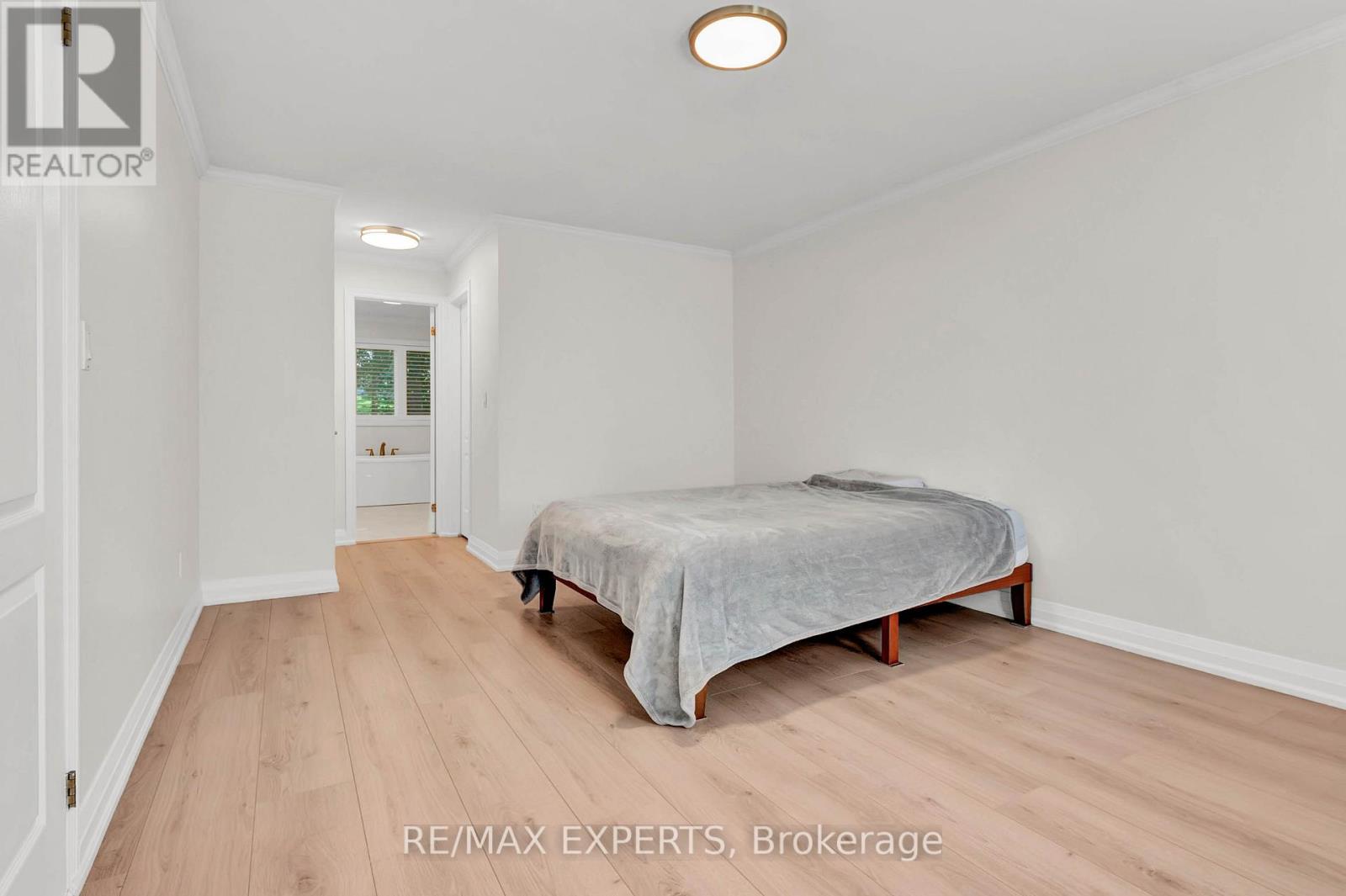 14 Alana Drive, Springwater, Ontario  L9X 0S2 - Photo 20 - S12587550