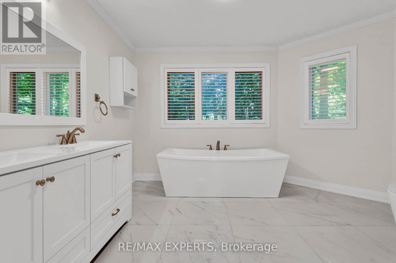 14 Alana Drive, Springwater, Ontario  L9X 0S2 - Photo 23 - S12587550