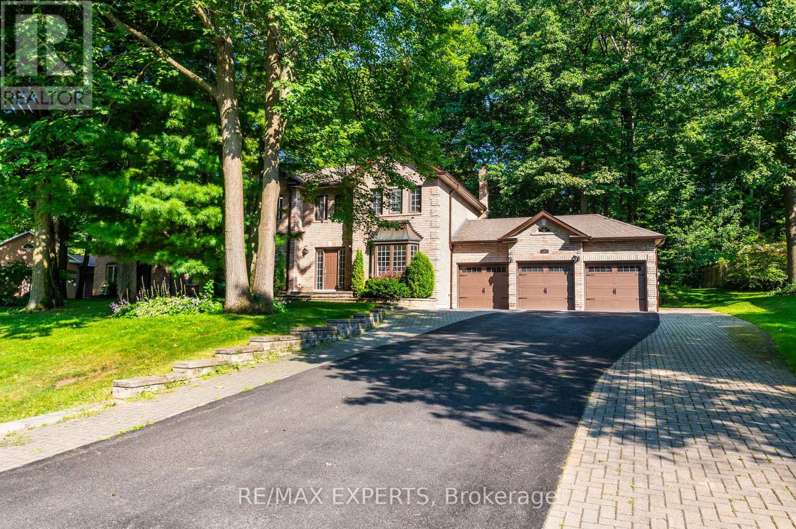 14 Alana Drive, Springwater, Ontario  L9X 0S2 - Photo 3 - S12587550