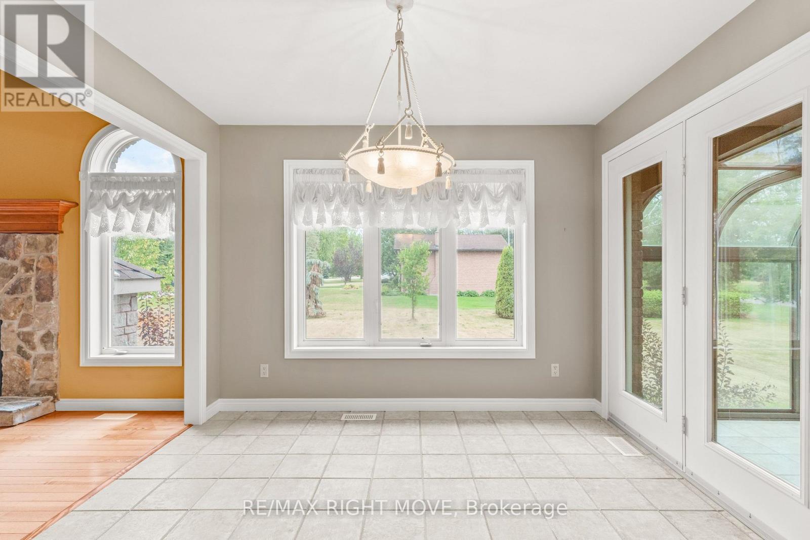 3 Thicketwood Place E, Ramara, Ontario  L0K 1B0 - Photo 14 - S12587582