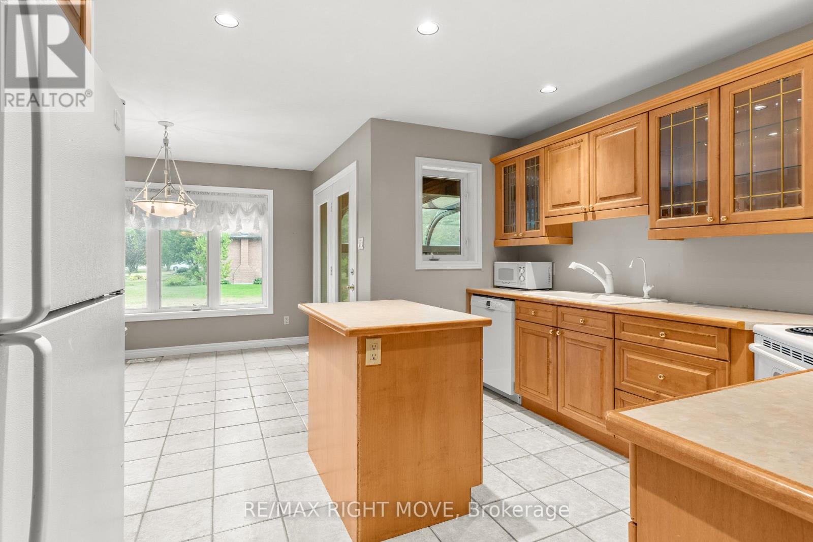 3 Thicketwood Place E, Ramara, Ontario  L0K 1B0 - Photo 16 - S12587582