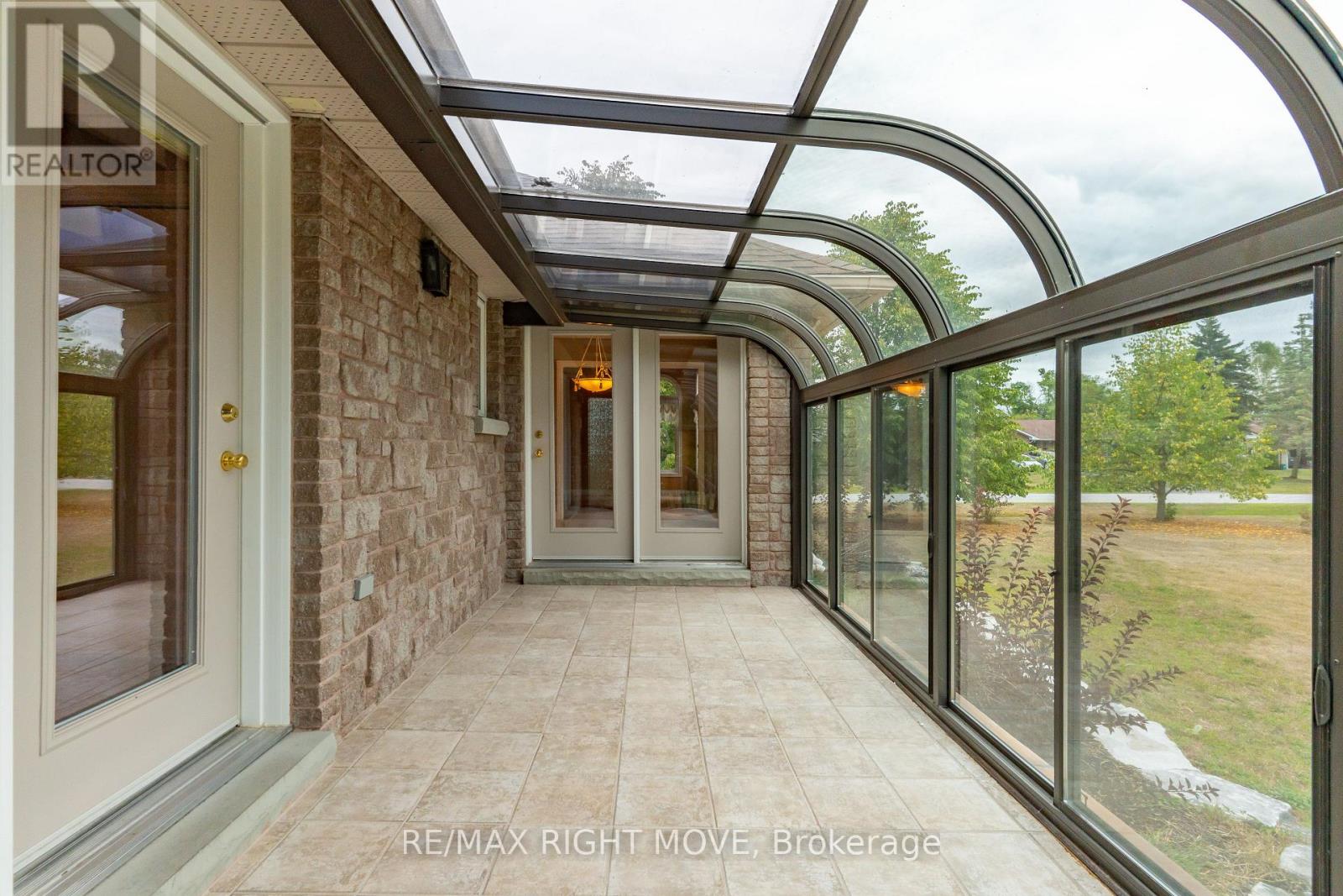 3 Thicketwood Place E, Ramara, Ontario  L0K 1B0 - Photo 31 - S12587582