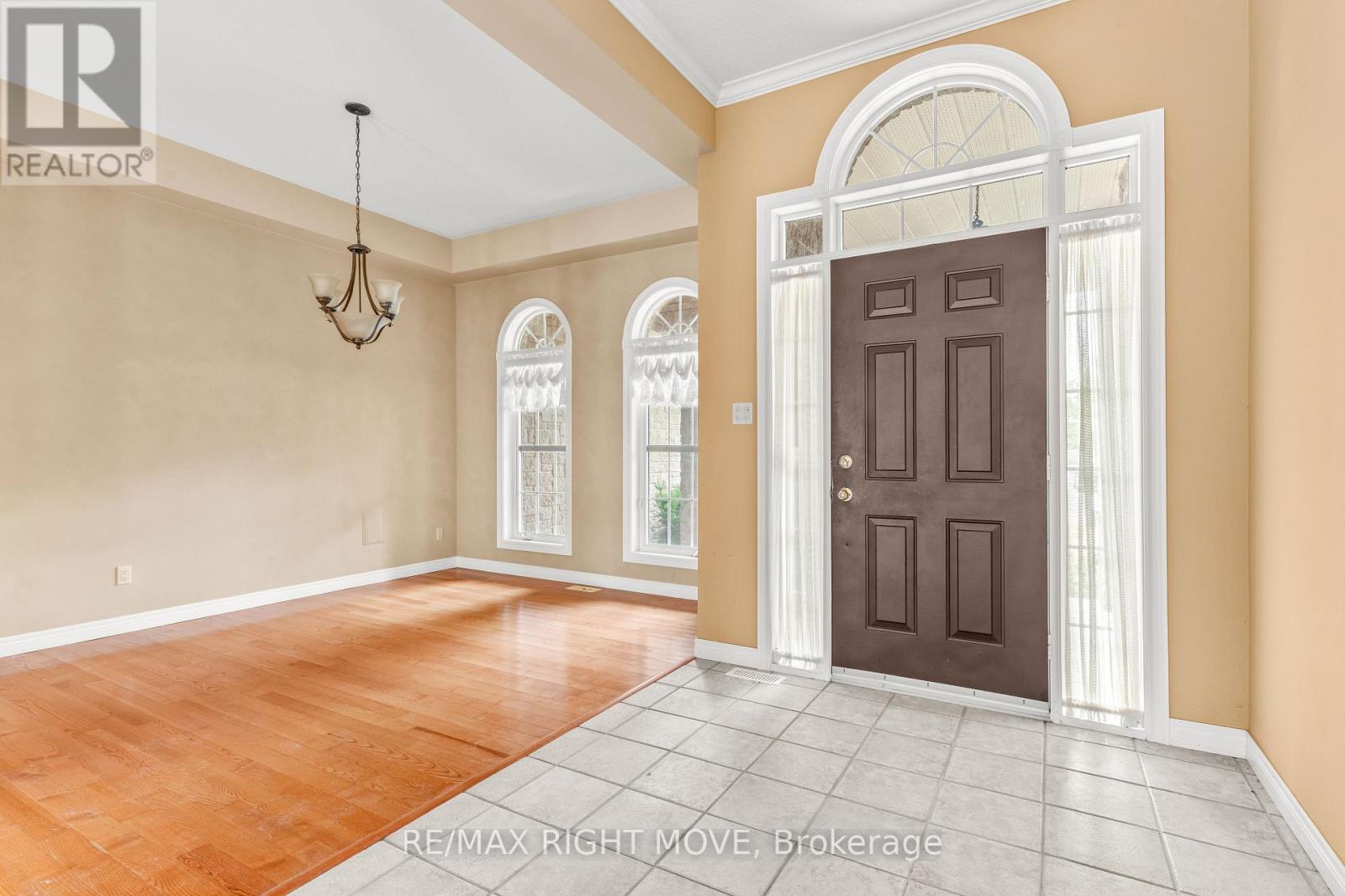 3 Thicketwood Place E, Ramara, Ontario  L0K 1B0 - Photo 4 - S12587582