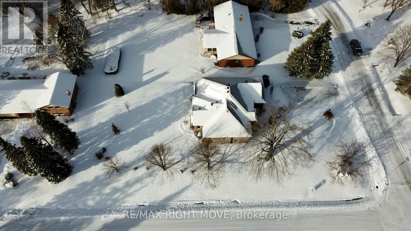 3 Thicketwood Place E, Ramara, Ontario  L0K 1B0 - Photo 48 - S12587582