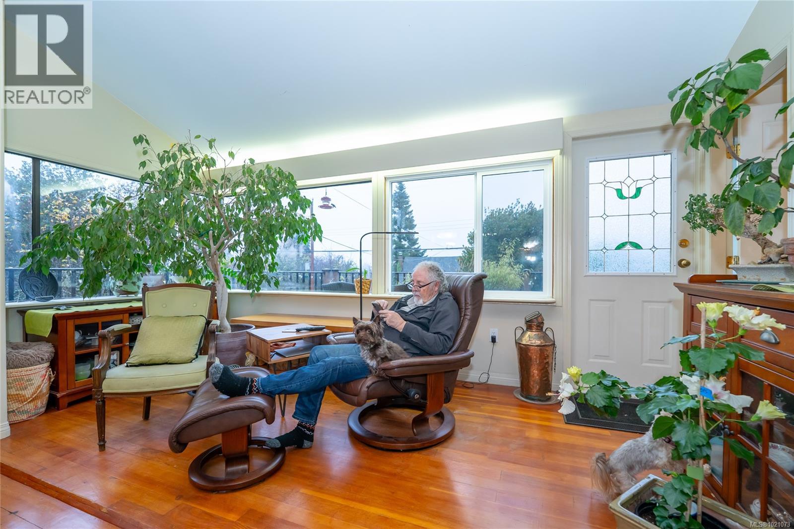 9920 Cedar St, Chemainus, British Columbia  V0R 1K0 - Photo 12 - 1021073