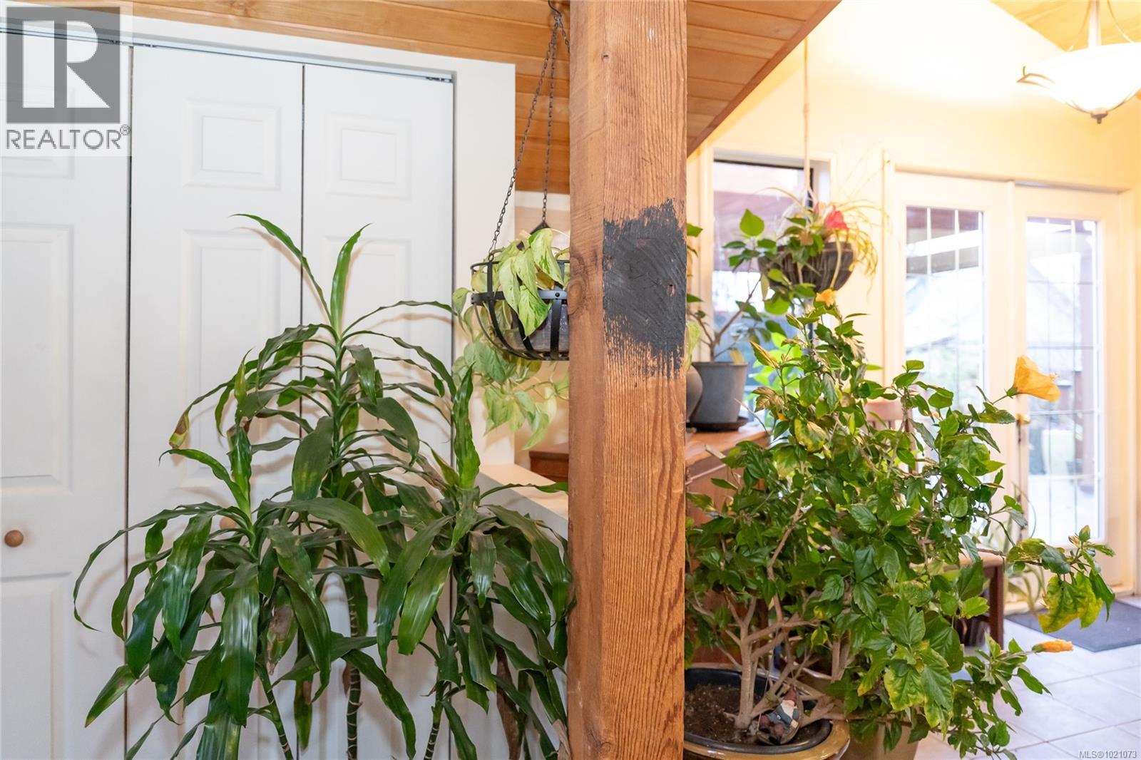 9920 Cedar St, Chemainus, British Columbia  V0R 1K0 - Photo 8 - 1021073