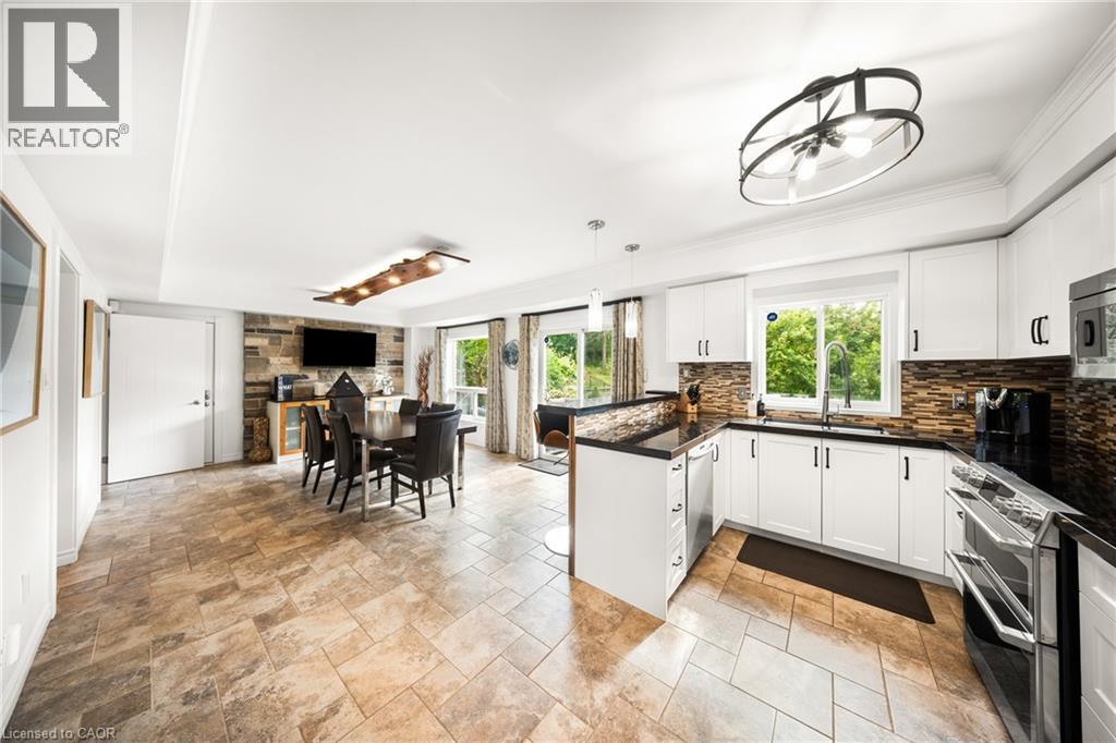 144 Endeavour Drive, Cambridge, Ontario  N3C 4C9 - Photo 9 - 40767337