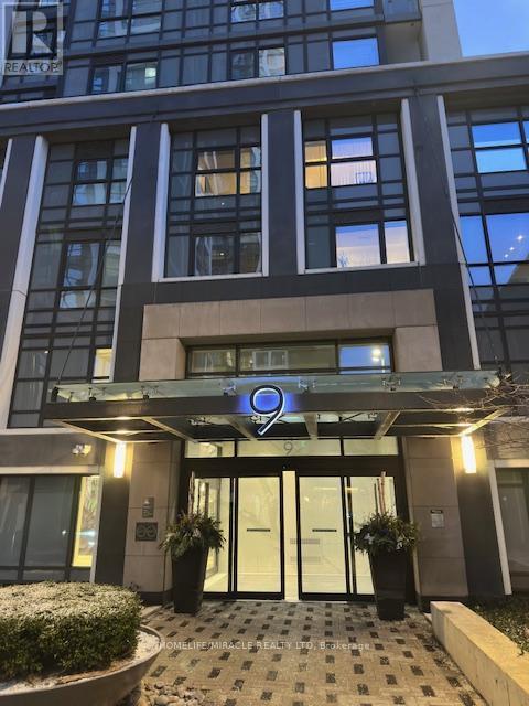 315 - 9 MABELLE AVENUE, Toronto, Ontario