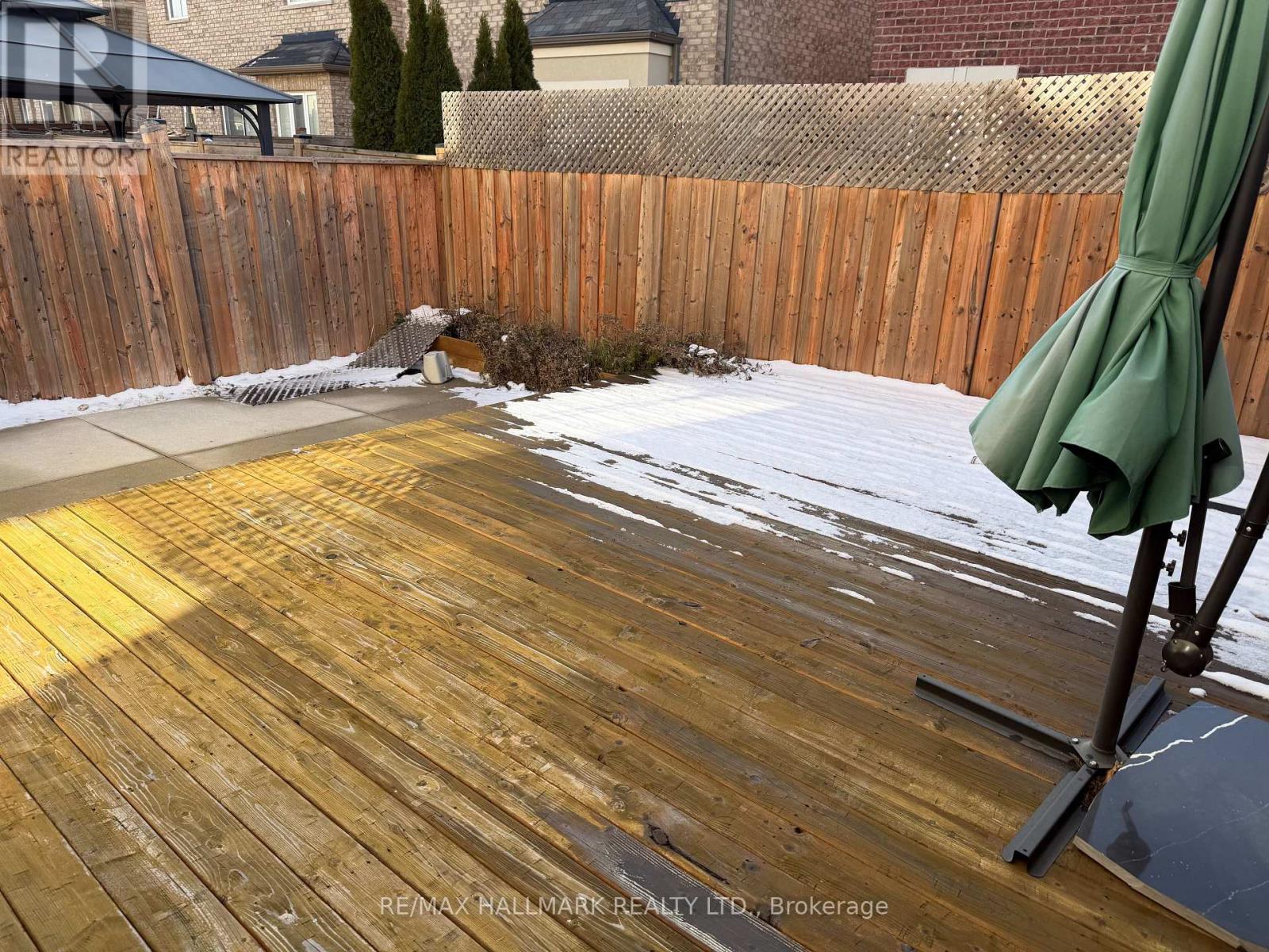 74 Lloyd Crescent, Brampton, Ontario L7A 4J6 - Photo 12 - W12587546