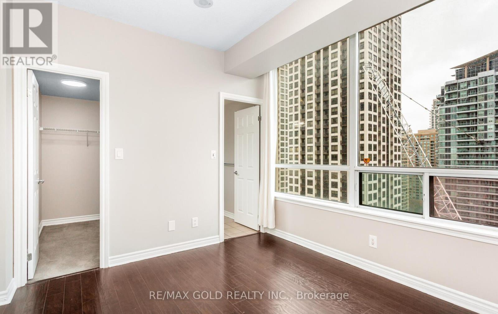 2109 - 3504 Hurontario Street, Mississauga, Ontario  L5B 0B9 - Photo 15 - W12587566