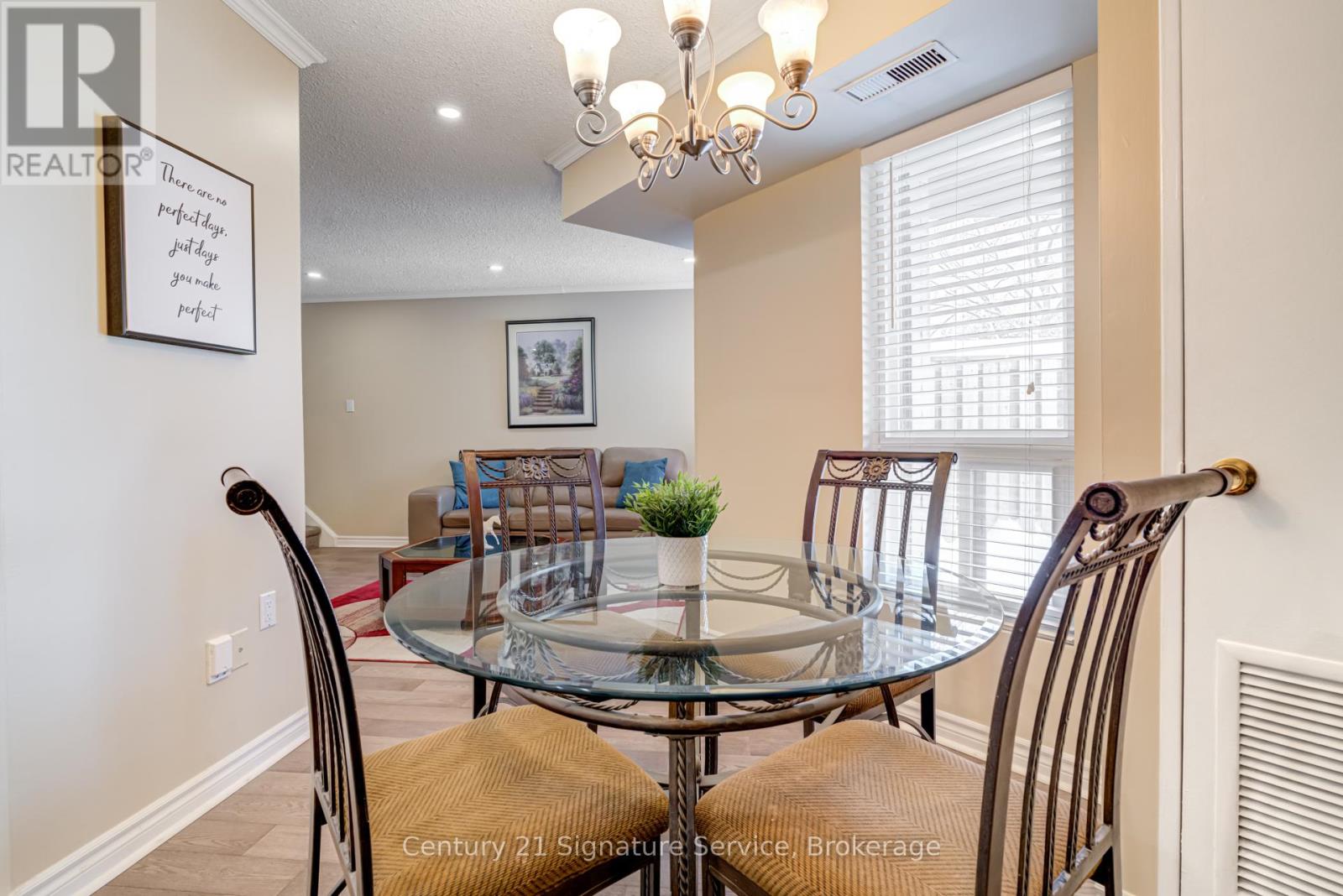 15 - 2001 Bonnymede Drive, Mississauga, Ontario  L5J 4H8 - Photo 13 - W12587570