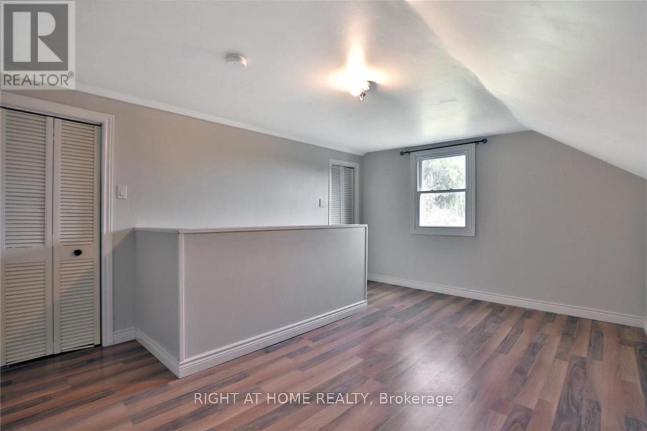 202 Millen Road, Hamilton, Ontario  L8E 2G7 - Photo 10 - X12587576