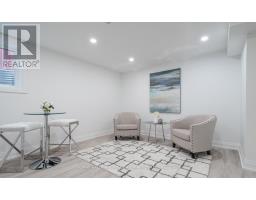BASEMENT - 106 WOODPARK PLACE E, Newmarket, Ontario