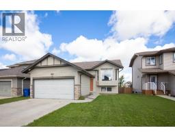 130 Larsen Crescent Lonsdale