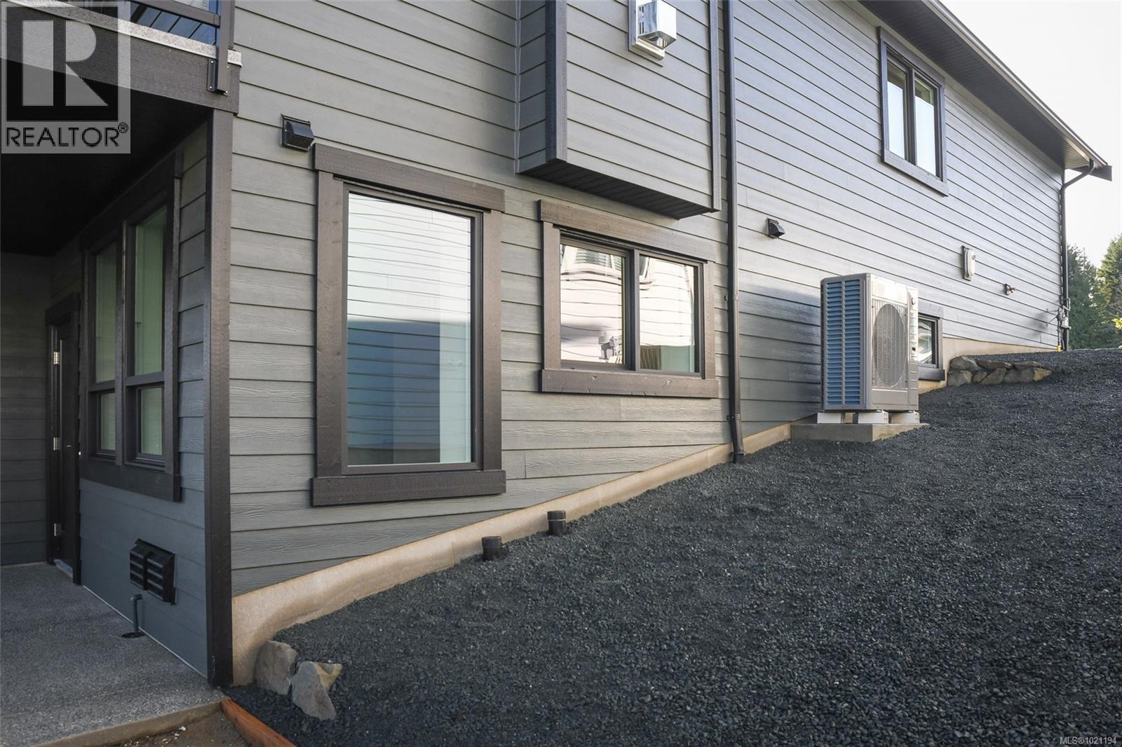 1834 Crown Isle Blvd, Courtenay, British Columbia  V9N 9X5 - Photo 4 - 1021194