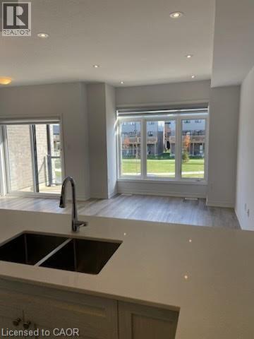 461 Blackburn Drive Unit# 118, Brantford, Ontario  N3T 0W9 - Photo 8 - 40791292