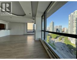 1177 PACIFIC BLVD, Vancouver, British Columbia