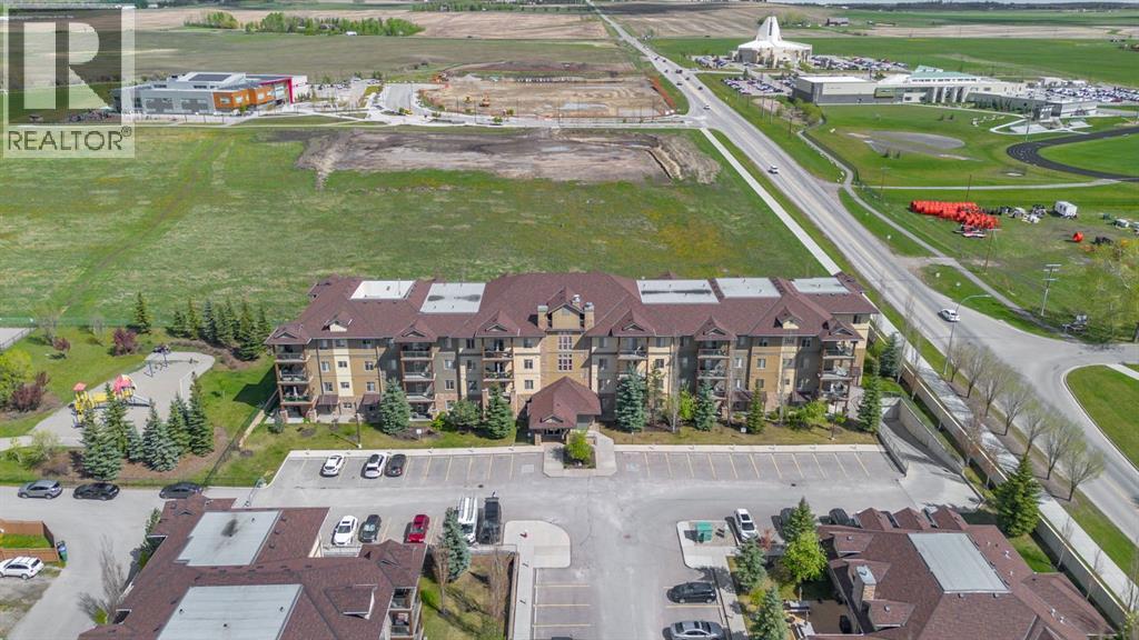4214, 92 Crystal Shores Road, Okotoks, Alberta T1S 2N2 - Photo 37 - A2263113