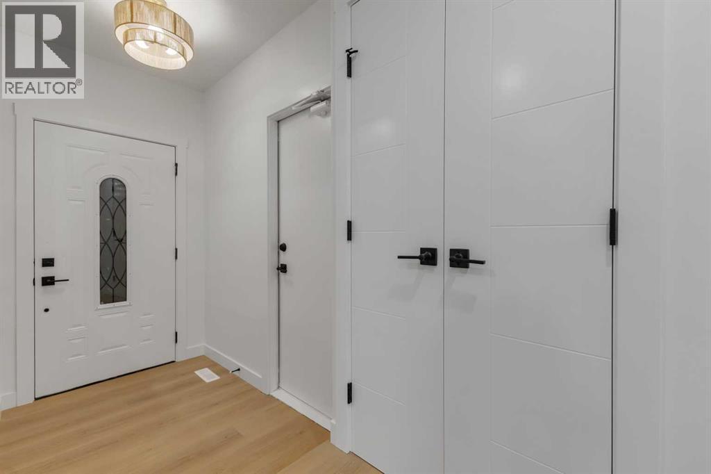 14115 Deer Run Boulevard Se, Calgary, Alberta  T2J 6J3 - Photo 9 - A2272963