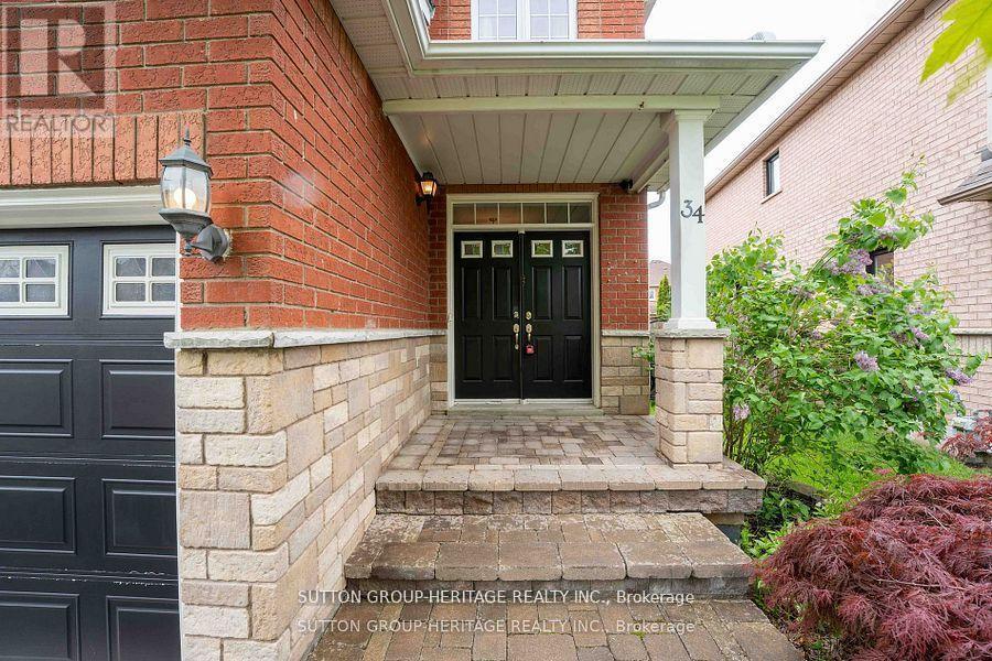 34 Ball Crescent, Whitby, Ontario  L1P 1W6 - Photo 3 - E12587600