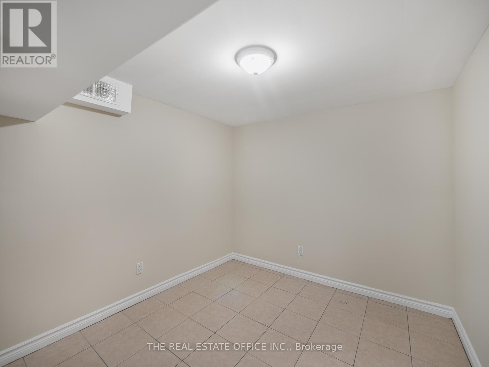 11 Dunsdale Square, Toronto, Ontario  M1S 2L7 - Photo 34 - E12587612