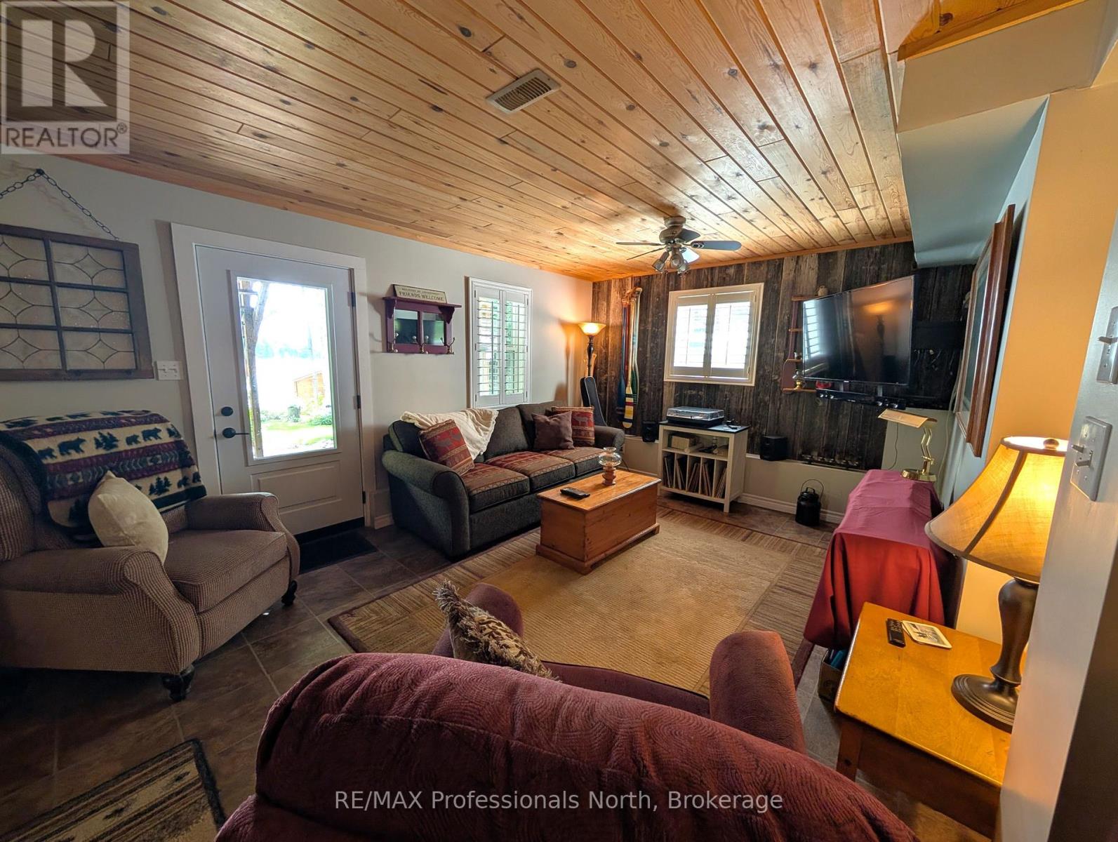 1173 Spring Lake Road, Parry Sound Remote Area, Ontario  P0A 1X0 - Photo 25 - X12403736