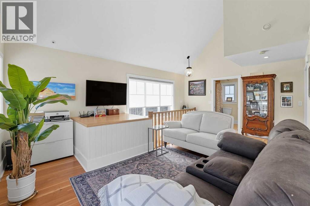 602 Macleod Trail Sw, High River, Alberta T1V 1B5 - Photo 46 - A2260138