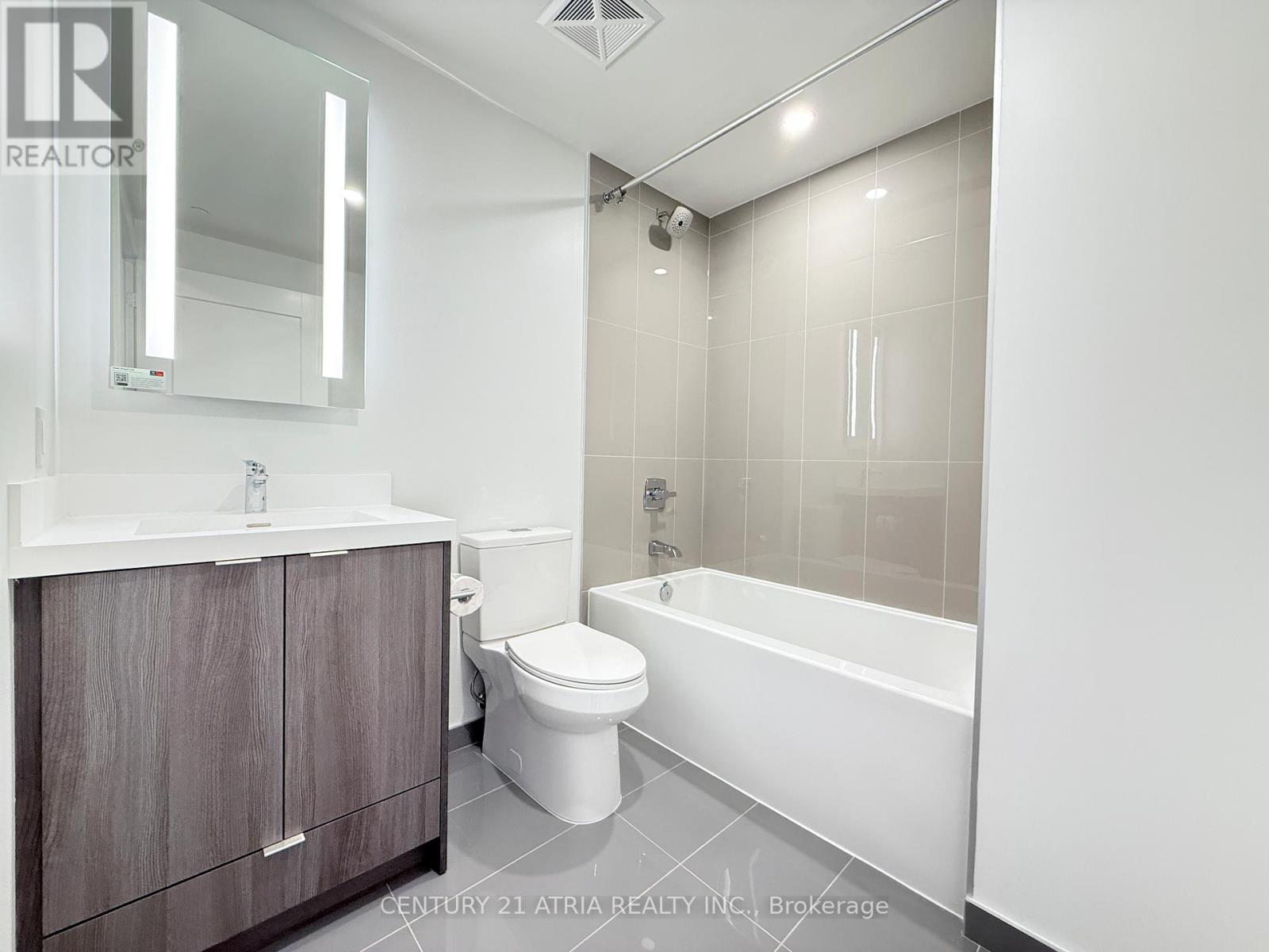 615 - 60 Central Park Roadway, Toronto, Ontario  M9A 0E6 - Photo 19 - W12587618