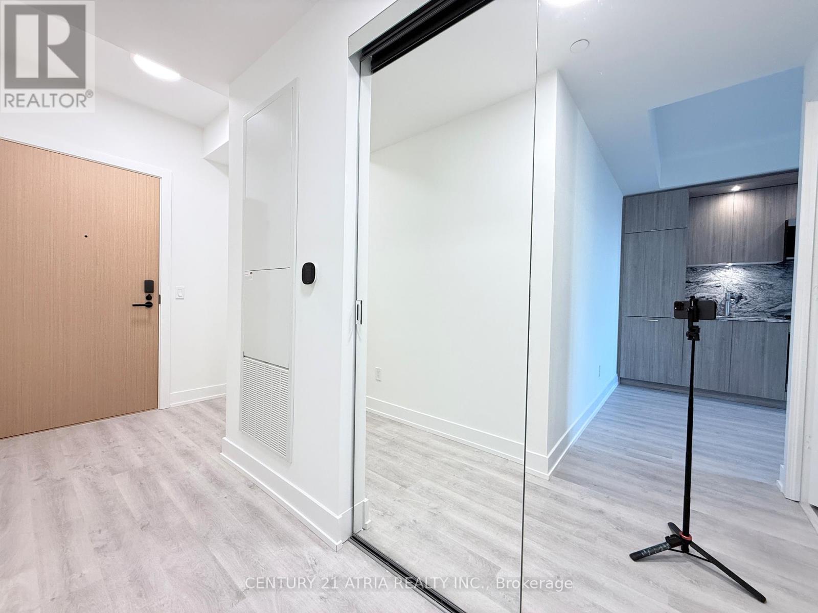 615 - 60 Central Park Roadway, Toronto, Ontario  M9A 0E6 - Photo 26 - W12587618