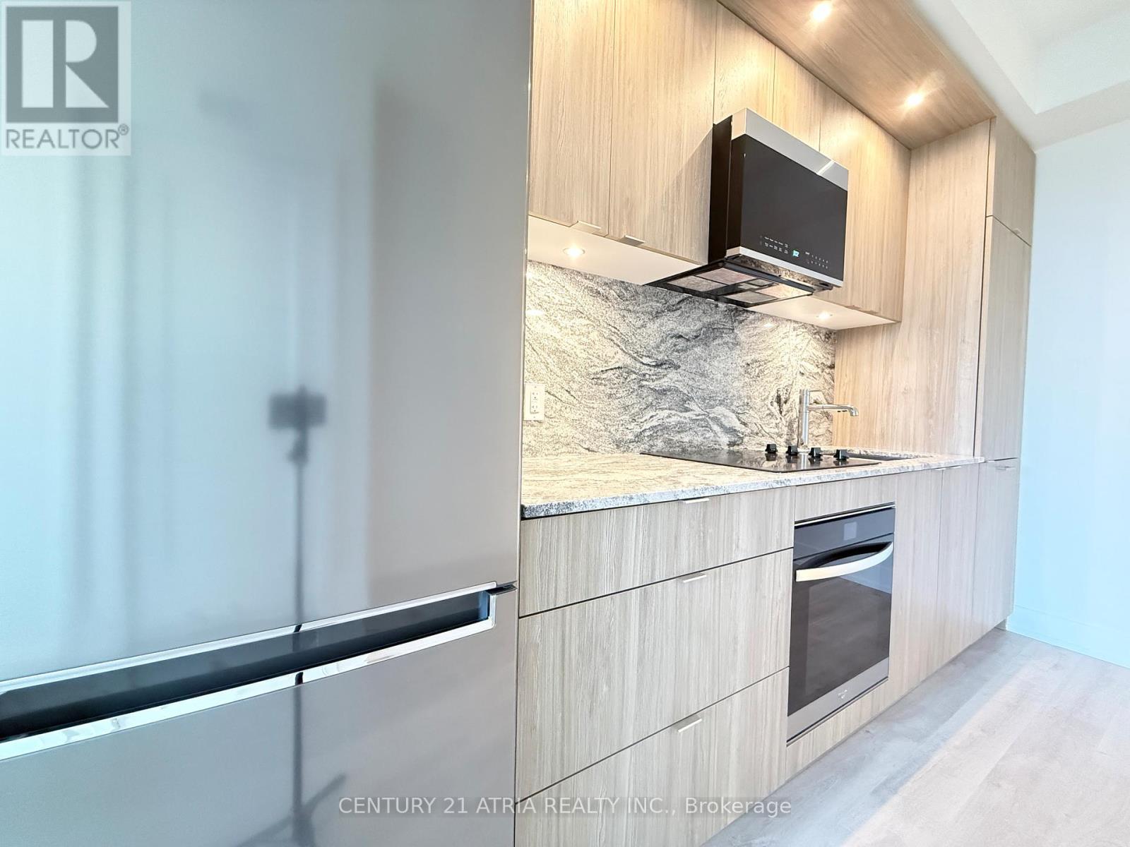 615 - 60 Central Park Roadway, Toronto, Ontario  M9A 0E6 - Photo 5 - W12587618