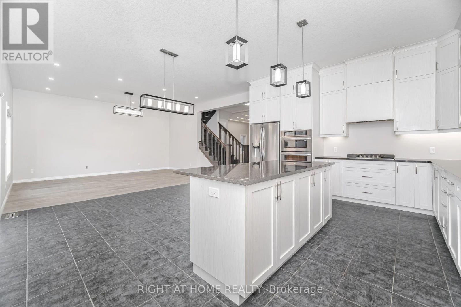 101 Sass Crescent, Brant, Ontario  N3L 0J3 - Photo 16 - X12580558