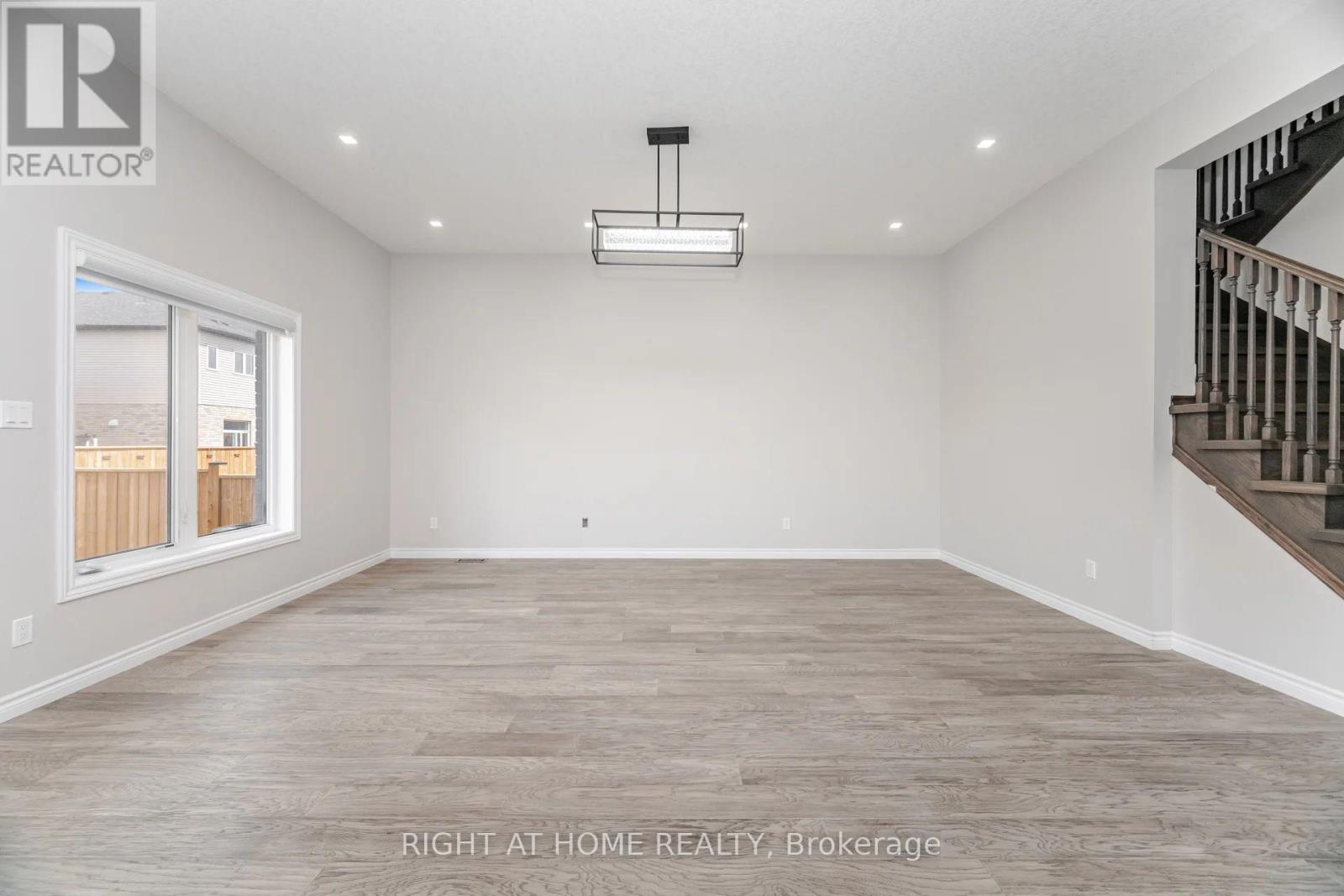 101 Sass Crescent, Brant, Ontario  N3L 0J3 - Photo 9 - X12580558