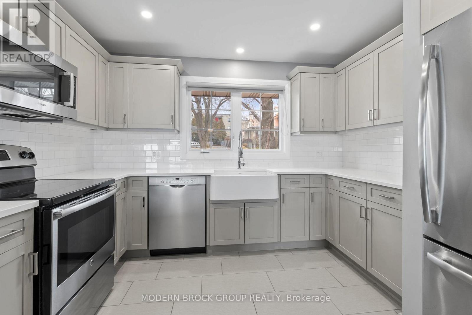 115 King Street E, Brockville, Ontario K6V 1B7 - Photo 23 - X12587688